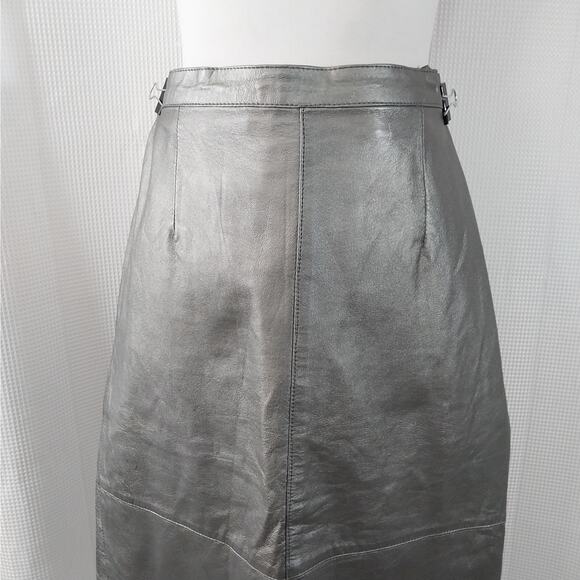 SANTA FE! MOONLIGHT SILVER GENUINE LEATHER MIDI LENGTH SLEEK SKIRT! SZ 8 - Picture 3 of 8
